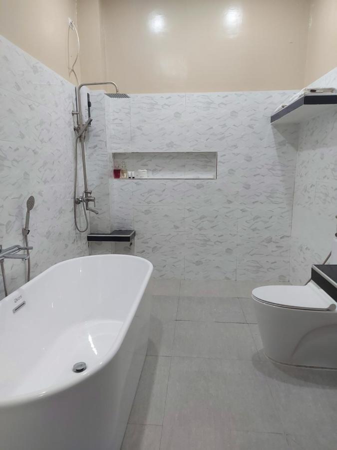 B&S Orchids Suites Hotel Dipolog Bagian luar foto