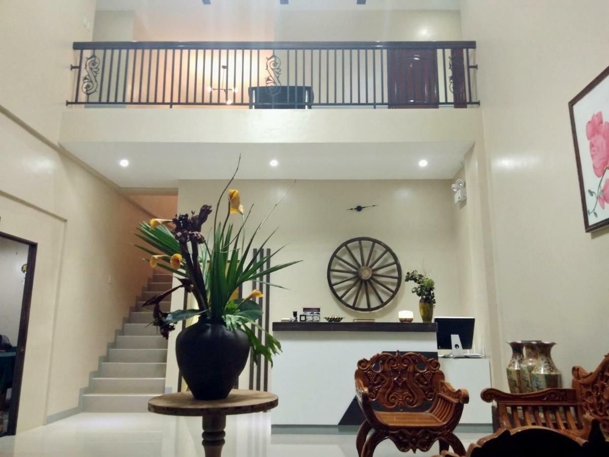 B&S Orchids Suites Hotel Dipolog Bagian luar foto