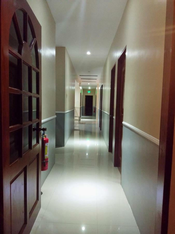 B&S Orchids Suites Hotel Dipolog Bagian luar foto