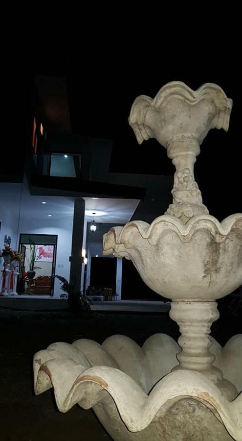 B&S Orchids Suites Hotel Dipolog Bagian luar foto